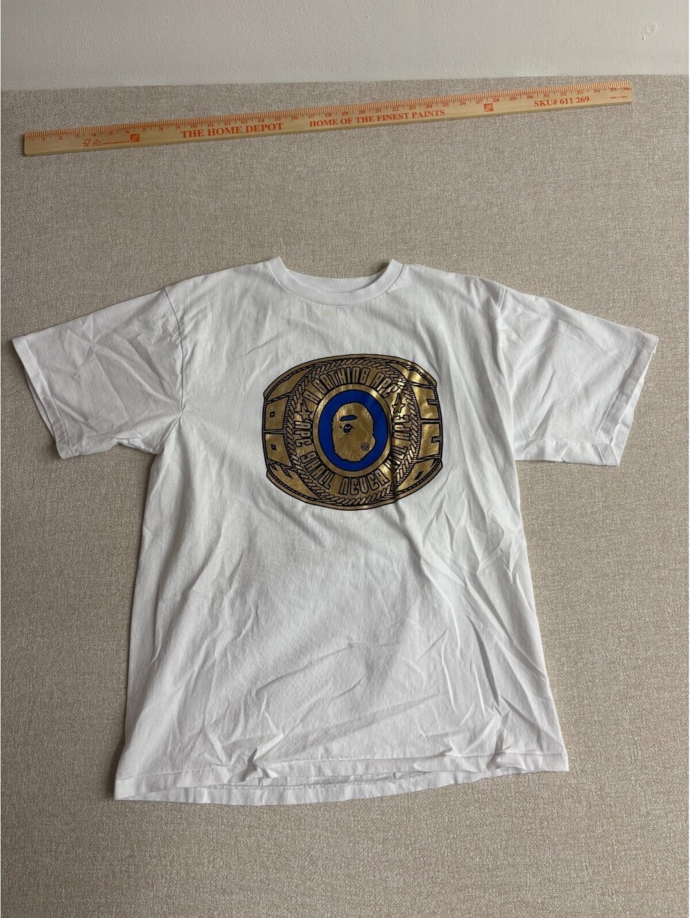 A Bathing Ape BAPE Championship Ring Graphic T-Shirt Mens XL White Gold Foil